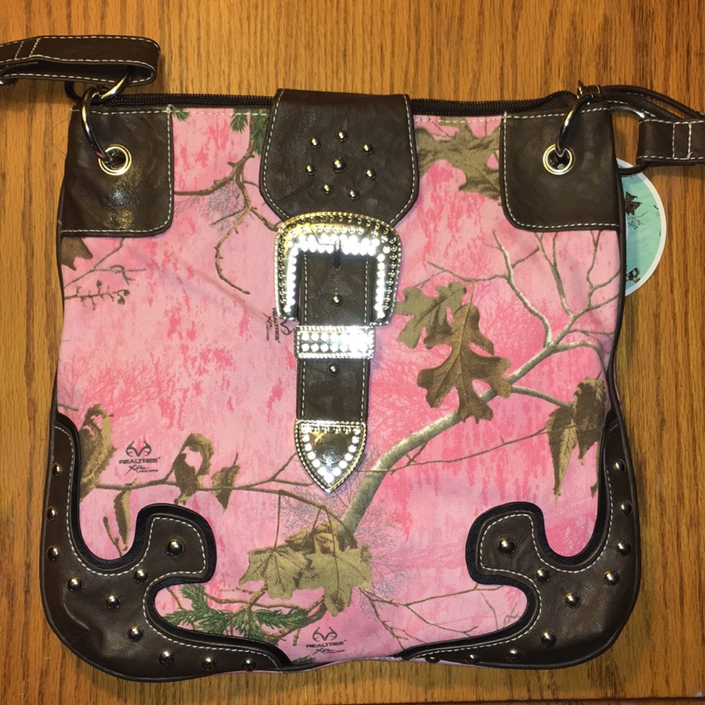 Realtree Pink Camo Crossbody Bag